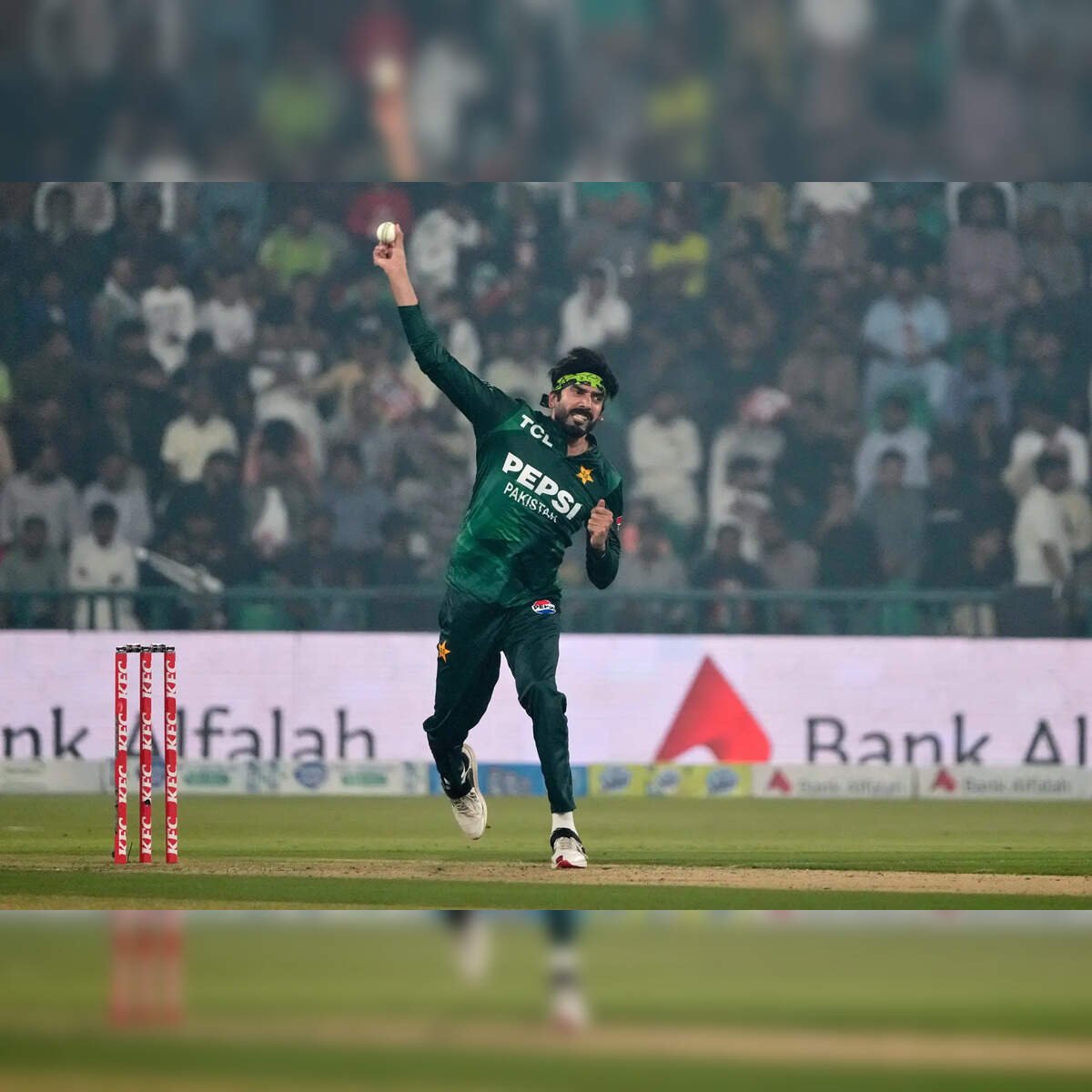 उस्मान तारिक की मिस्ट्री का सामना टीम इंडिया कैसे करेगी? कप्तान सूर्या ने साझा की अपनी रणनीति।