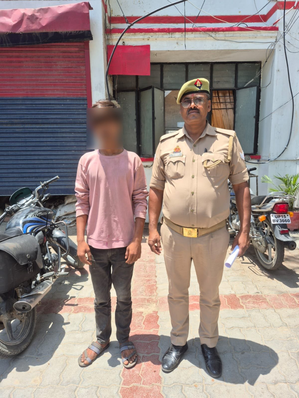 गुडम्बा पुलिस की बड़ी कार्रवाई: नाबालिग को भगाने वाला युवक गिरफ्तार, रेलवे स्टेशन से बरामद हुई किशोरी